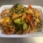 Best Chicken w. Garlic Sauce in Richmond, VA