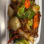 Best Beef w. Garlic Sauce in Richmond, VA